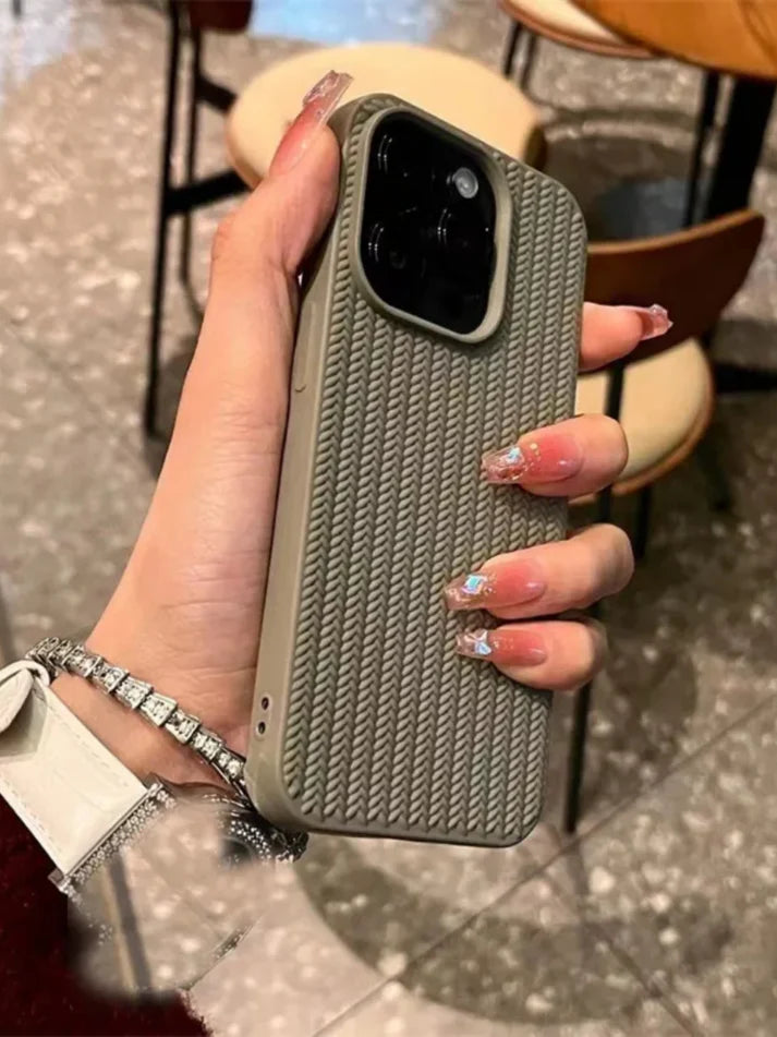 Woven Wonder Case