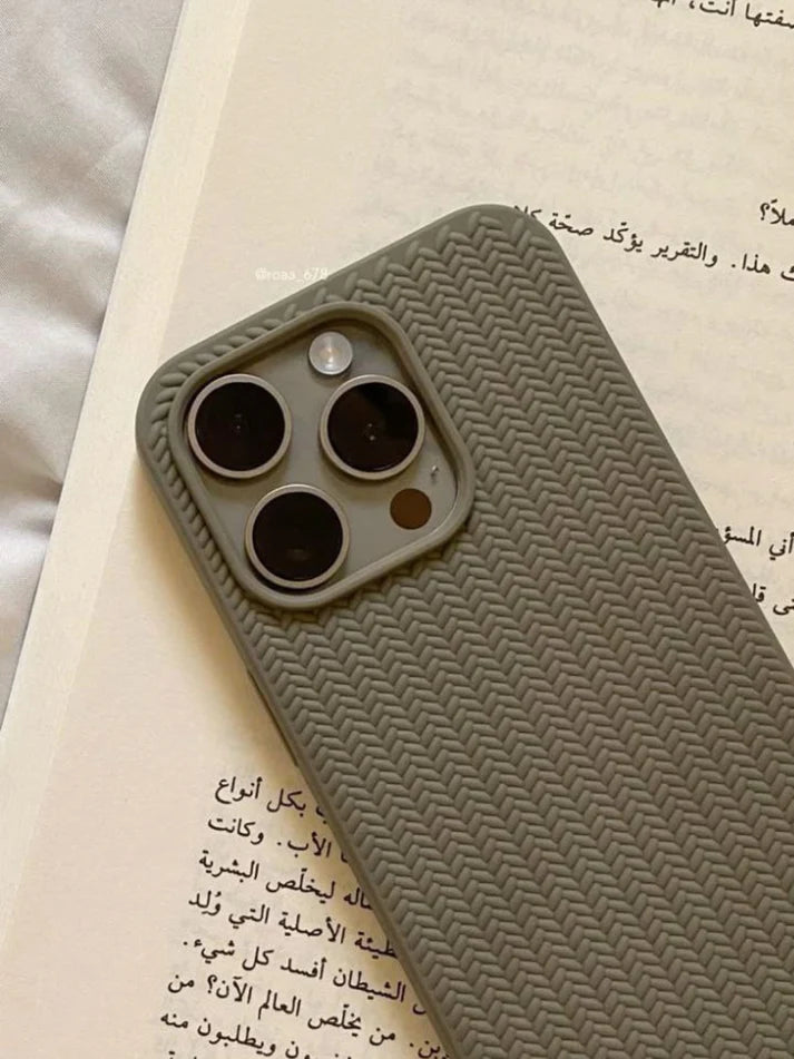 Woven Wonder Case